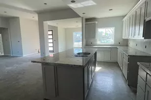 13046 Valleywood Cir, Willis, TX 77318 - Photo 9