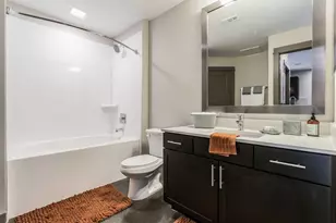 1111 N Durham Dr, Houston, TX 77008 - Photo 9