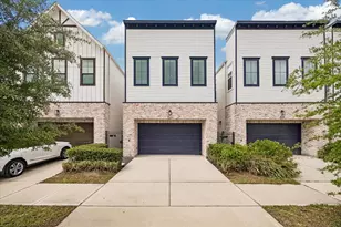 826 Nadine St, Houston, TX 77009 - Photo 1
