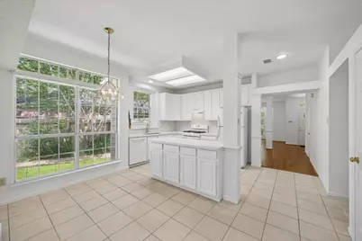 88 Laughing Brook Court, The Woodlands, TX 77380 - Photo 11