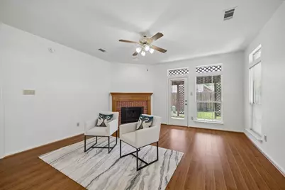88 Laughing Brook Court, The Woodlands, TX 77380 - Photo 13