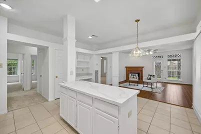 88 Laughing Brook Court, The Woodlands, TX 77380 - Photo 9