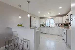12928 John Reynolds Rd, Galveston, TX 77554 - Photo 25