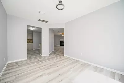 10814 Orchard Springs Drive, Houston, TX 77067 - Photo 17