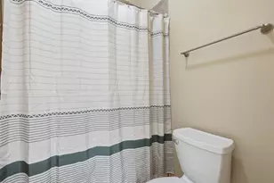 5111 Landon Ln, Baytown, TX 77523 - Photo 21