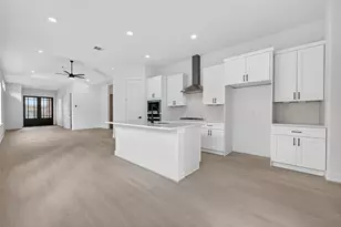 4340 Avron Dr, Stafford, TX 77477 - Photo 9