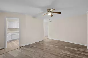 102 Strand St St, Galveston, TX 77550 - Photo 7