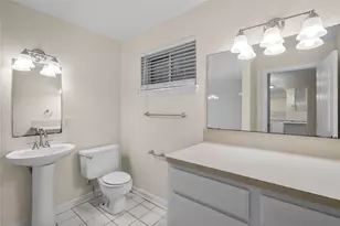 102 Strand St St, Galveston, TX 77550 - Photo 11