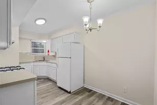 102 Strand St St, Galveston, TX 77550 - Photo 5