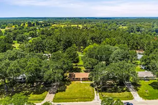 235 Crestway St, Trinity, TX 75862 - Photo 3