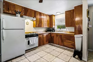 235 Crestway St, Trinity, TX 75862 - Photo 3