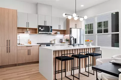 2948 Pitzlin Street, Houston, TX 77023 - Photo 9