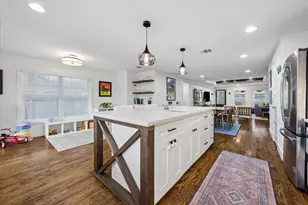 4711 Edison St, Houston, TX 77009 - Photo 9