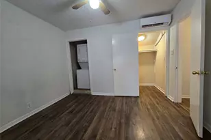 4415 McKinney St, Houston, TX 77023 - Photo 9