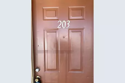 4710 Airport Boulevard #203, Houston, TX 77048 - Photo 1