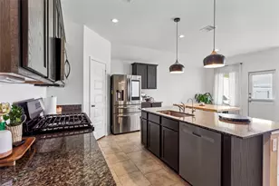 7510 Carson Ct, Rosharon, TX 77583 - Photo 11