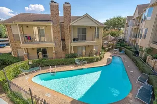 12550 Whittington Dr, Houston, TX 77077 - Photo 3