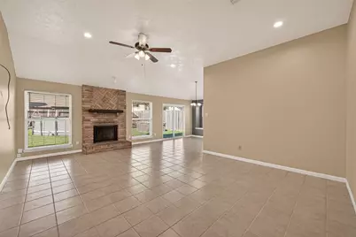 4818 Marburg Court, Houston, TX 77066 - Photo 11