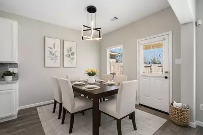 8530 E Highlands Crossing, Highlands, TX 77562 - Photo 5