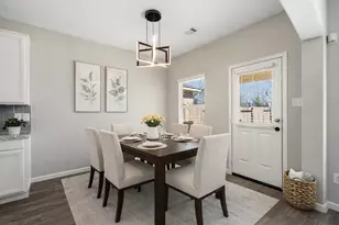 8530 E Highlands Crossing, Highlands, TX 77562 - Photo 5