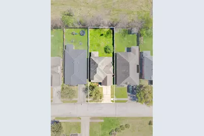 8530 E Highlands Crossing, Highlands, TX 77562 - Photo 21