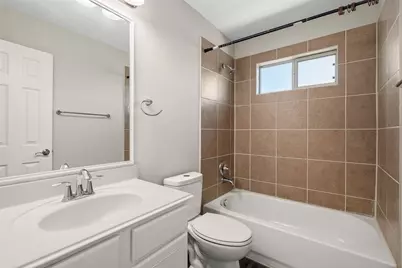 8530 E Highlands Crossing, Highlands, TX 77562 - Photo 15