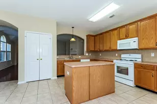 3223 Spring Ranch Ln, Spring, TX 77388 - Photo 7