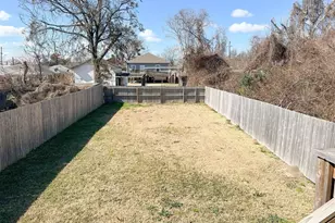 3407 Sakowitz St, Houston, TX 77026 - Photo 23