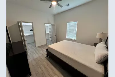 3407 Sakowitz Street #B, Houston, TX 77026 - Photo 15