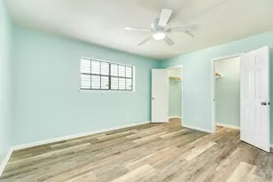 711 7th St, Galveston, TX 77550 - Photo 17