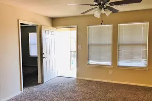 2512 S Houston Ave, Humble, TX 77396 - Photo 7