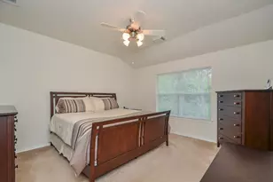 46 E Stedhill Loop, Conroe, TX 77384 - Photo 15