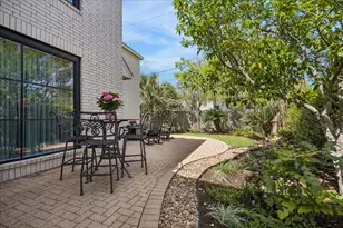 2402 McClendon St, Houston, TX 77030 - Photo 45