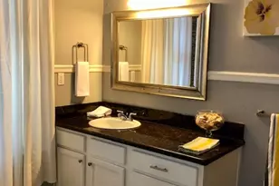 915 11th St, Galveston, TX 77550 - Photo 7
