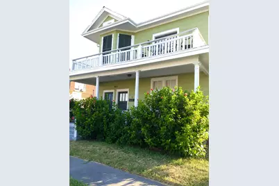 915 11th Street, Galveston, TX 77550 - Photo 1
