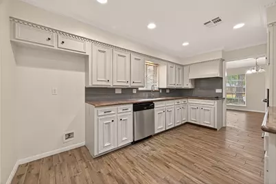 422 Willow Vista Drive, El Lago, TX 77586 - Photo 17