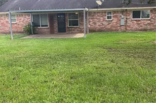 1812 Parkcrest St, Alvin, TX 77511 - Photo 5