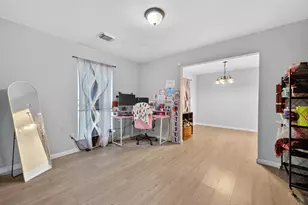 12811 Roandale Dr, Houston, TX 77048 - Photo 7
