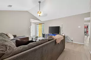 12811 Roandale Dr, Houston, TX 77048 - Photo 15