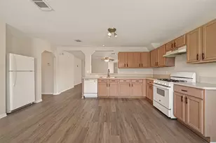 3107 Centennial Village Dr, Pearland, TX 77584 - Photo 13