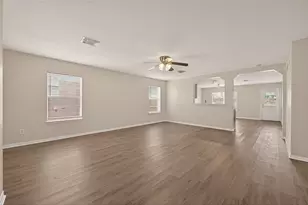 3107 Centennial Village Dr, Pearland, TX 77584 - Photo 5