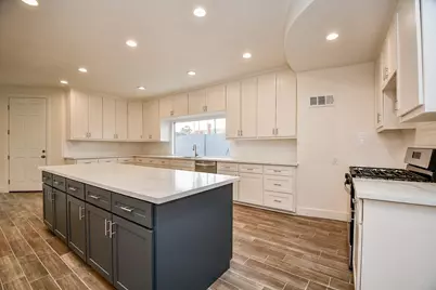 8115 Fondren Lake Drive, Houston, TX 77071 - Photo 5