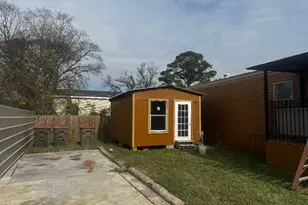 13929 Eagle Pass St, Houston, TX 77015 - Photo 3