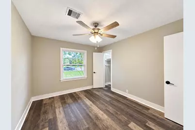 1218 Kirsten Street, La Marque, TX 77568 - Photo 7
