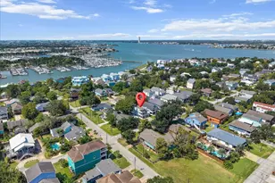 526 Pine Rd, Clear Lake Shores, TX 77565 - Photo 3