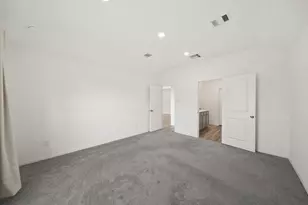 9803 Keystone Meadow Pl, Baytown, TX 77521 - Photo 17