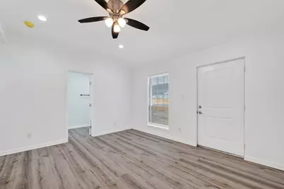7725 Hoffman Street #A B, Houston, TX 77016 - Photo 31
