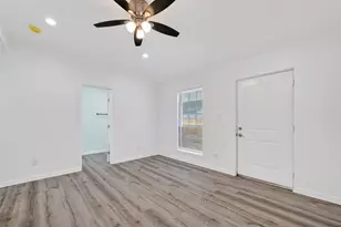 7725 Hoffman St, Houston, TX 77016 - Photo 31