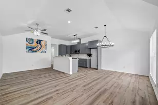 7725 Hoffman St, Houston, TX 77016 - Photo 5