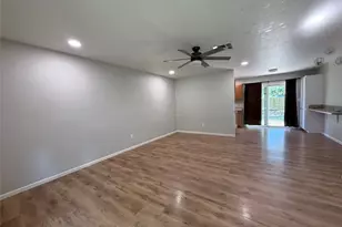 1255 S Gustan St, Sour Lake, TX 77659 - Photo 5